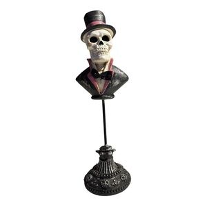 Galerie II Skeleton‎ Pedestal Figurine | Ashland